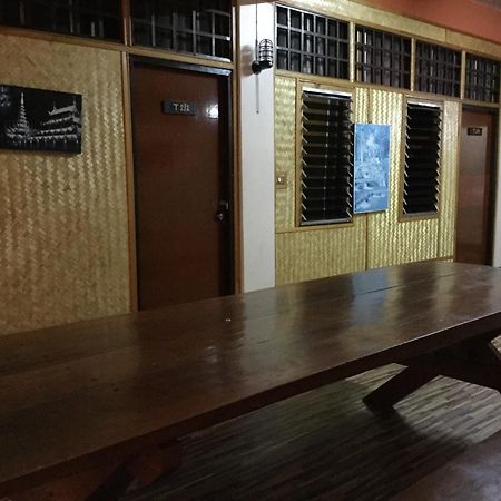 Rose Guest House チエンマイ エクステリア 写真